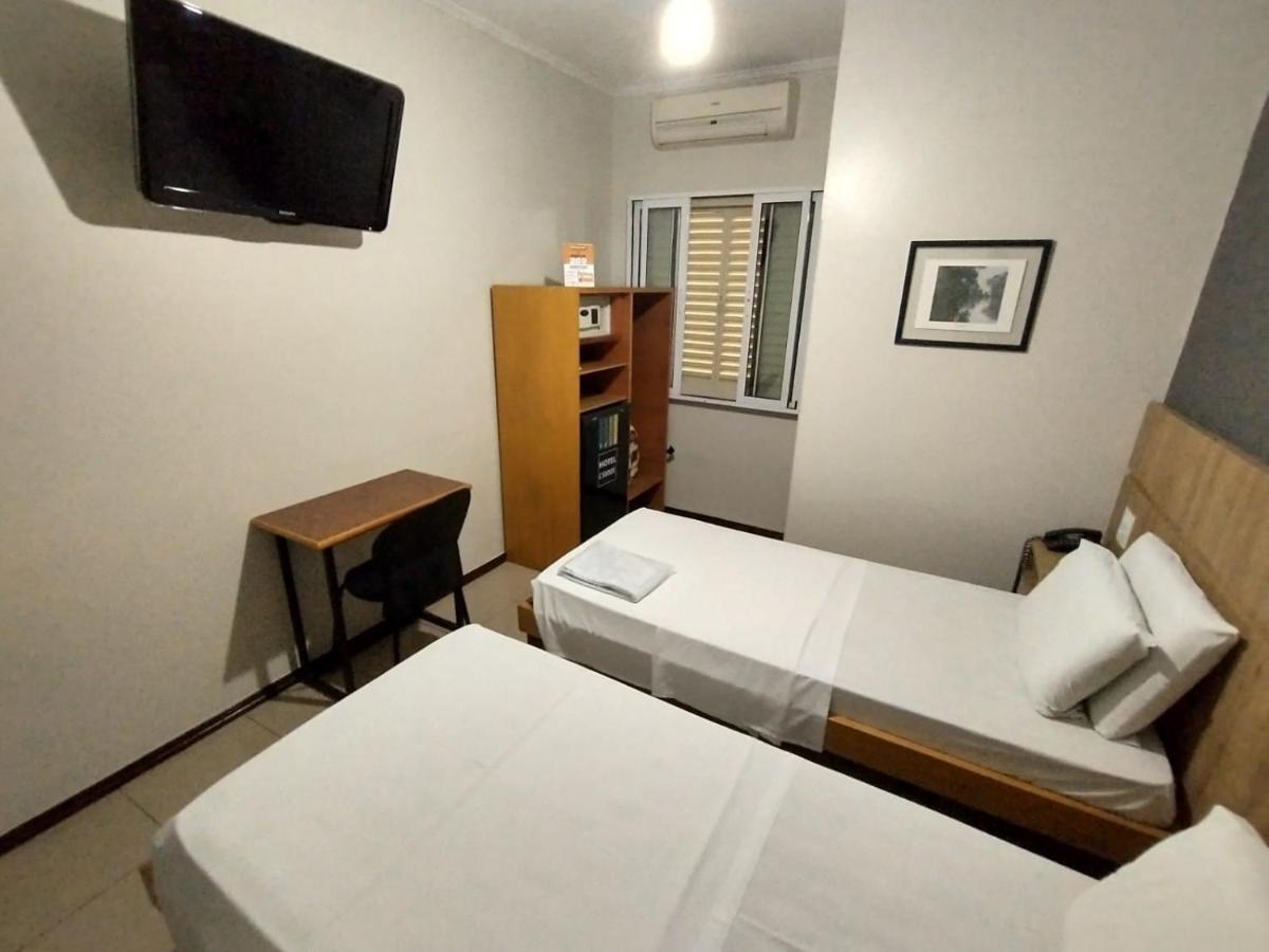 Hotel Cidade Passos Buitenkant foto